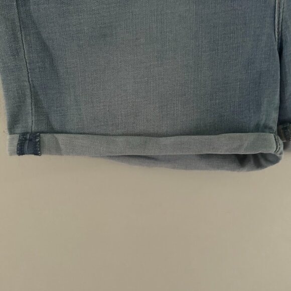 Levi Strauss "cut off" jean shorts - Picture 4 of 6